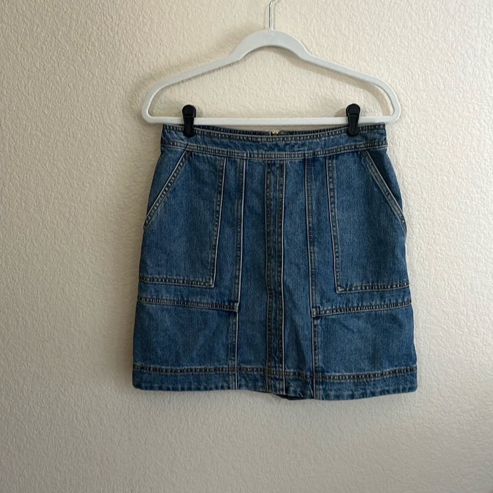 Cabi denim Speedway skirt
